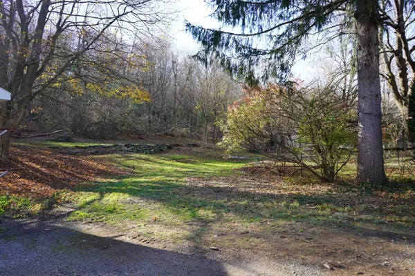 Windham, CT 06226,363 Windham Road