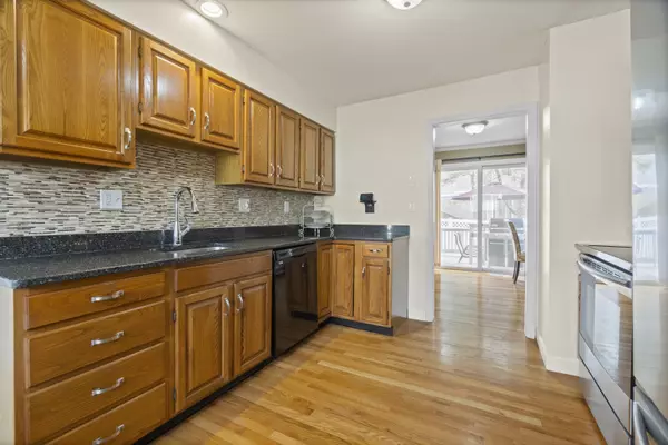 Branford, CT 06405,103 Fresh Meadow Road #103