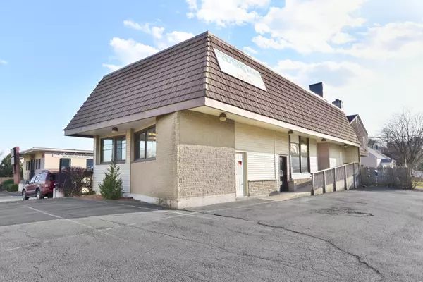 Bridgeport, CT 06606,4143 Main Street