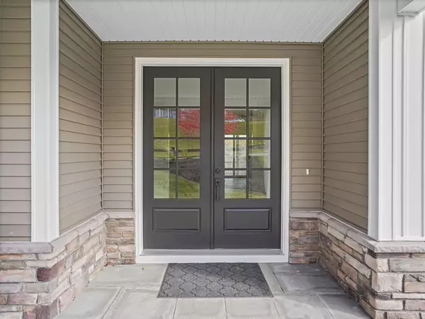 Southbury, CT 06488,167 Willow Creek Estates Drive