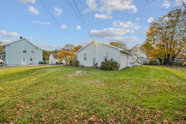 Waterford, CT 06385,68 Clark Lane