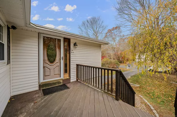 East Lyme, CT 06333,25 Marion Drive