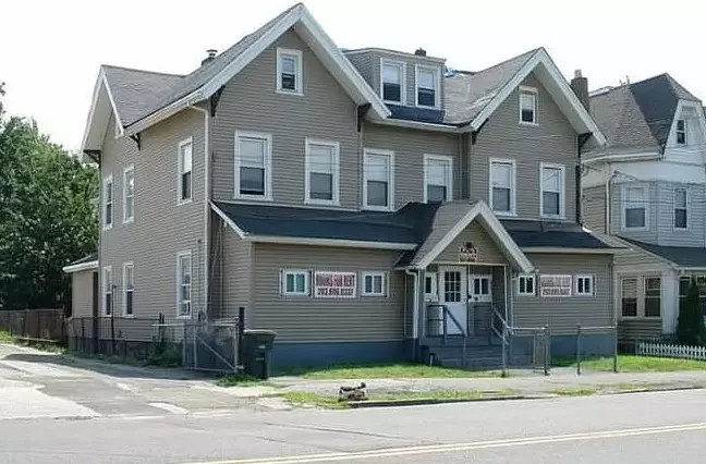 Bridgeport, CT 06604,974 Iranistan Avenue #13