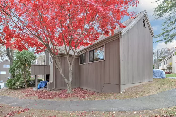 289 Agawam Drive #B, Stratford, CT 06614