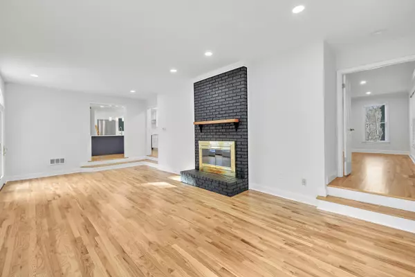 Trumbull, CT 06611,93 Putting Green Road North