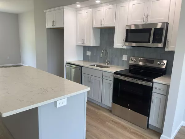 Tolland, CT 06084,85 Belvedere Drive