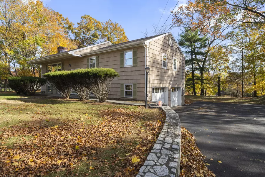 3 Parsell Lane, Westport, CT 06880