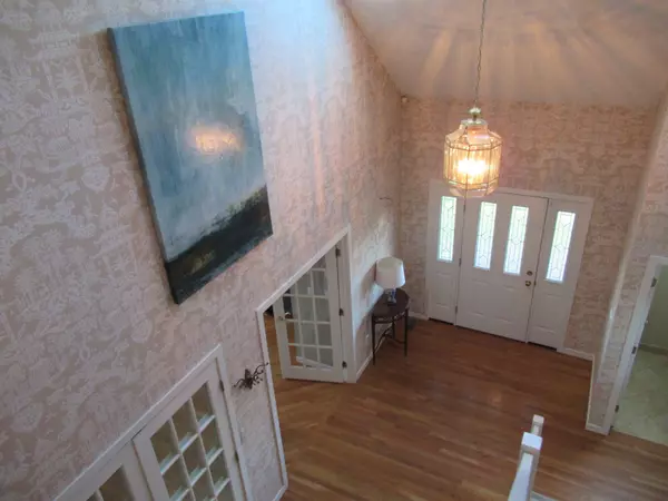 Sherman, CT 06784,18 Fox Run