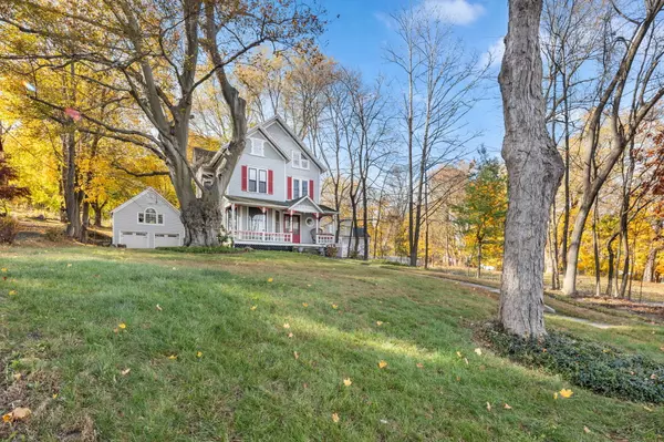 Danbury, CT 06810,9 Mountainville Road