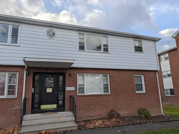 West Haven, CT 06516,161 West Spring Street #APT B2