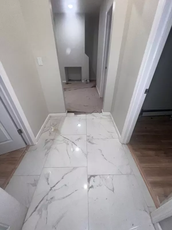 New Haven, CT 06515,121 Pond Lily Avenue