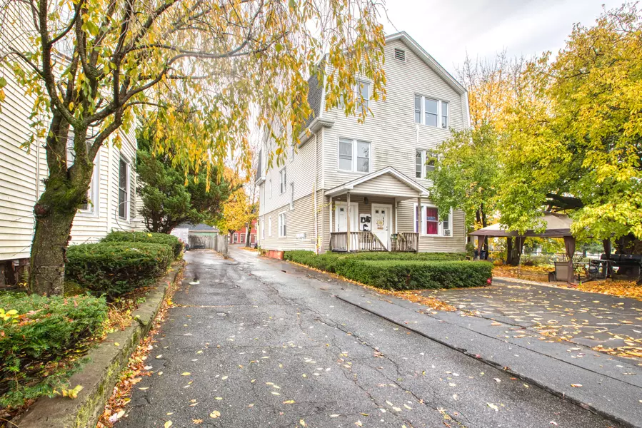 429 New Britain Avenue #3rd FL, Hartford, CT 06106