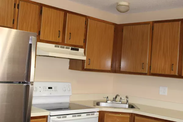 Waterbury, CT 06704,58 Craftwood Road #11