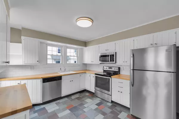 Enfield, CT 06082,1070 Enfield Street