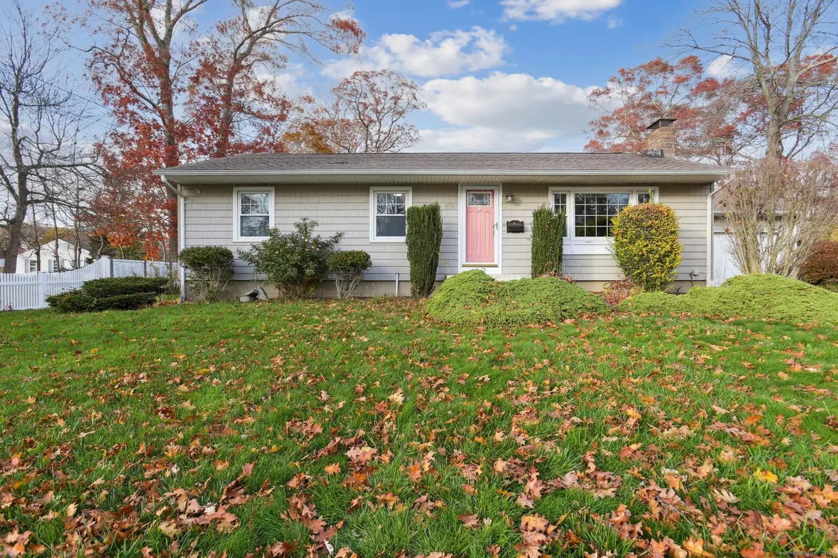 Groton, CT 06340,42 Westwood Drive