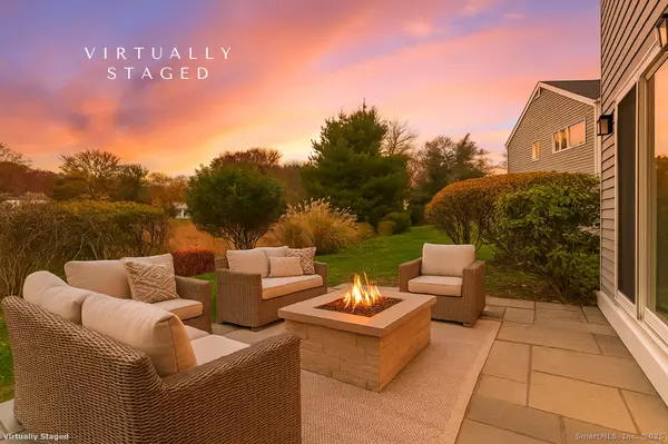 Fairfield, CT 06824,97 Field Point Drive #97