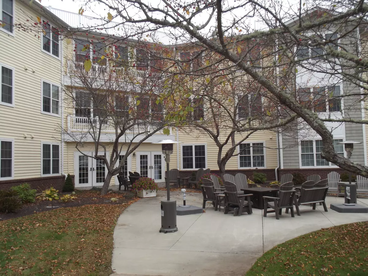 Groton, CT 06355,2590 Gold Star Highway #APT 210