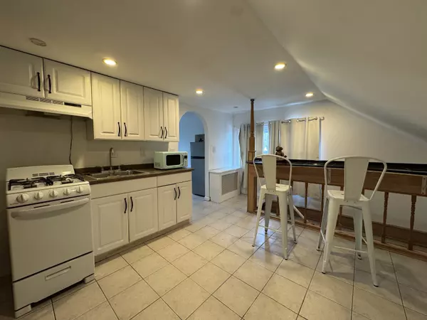 41 Young Dixon Way, Stamford, CT 06902