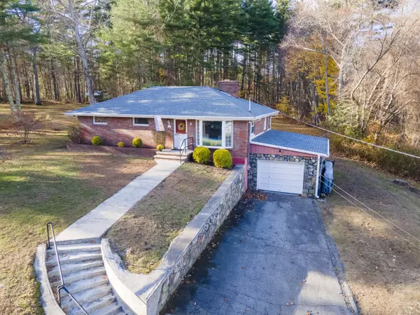 42 Maynard Road, Brooklyn, CT 06234