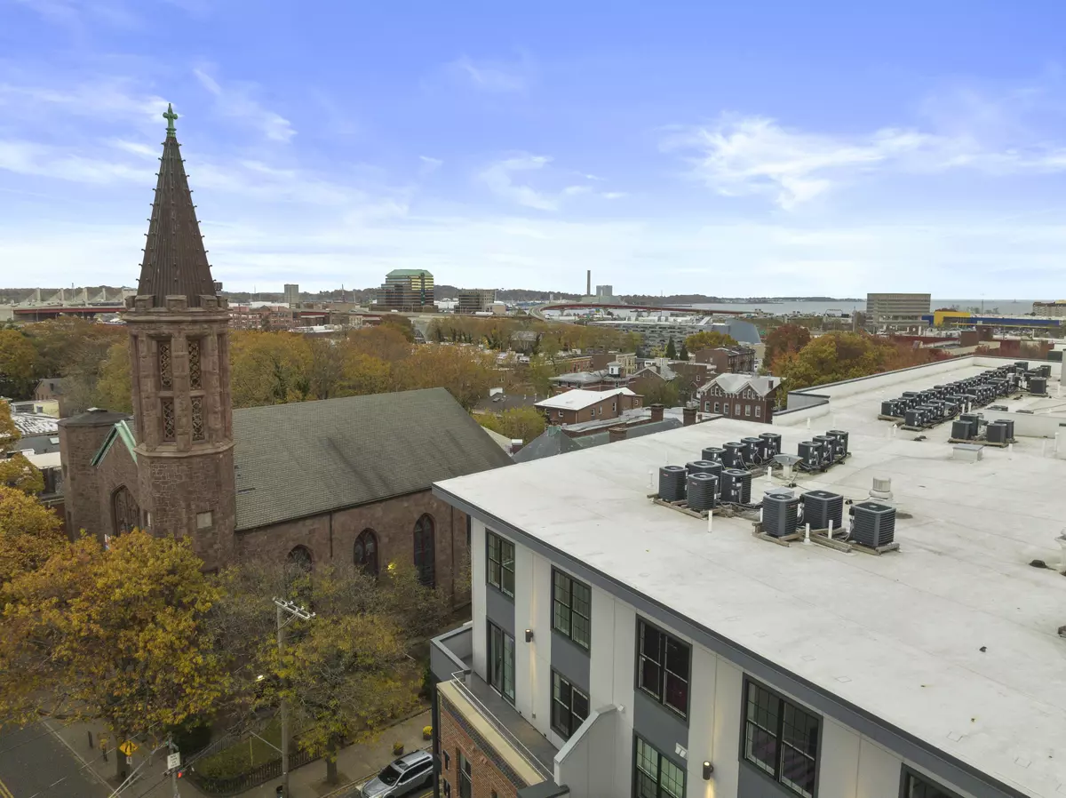 New Haven, CT 06510,630 Chapel Street