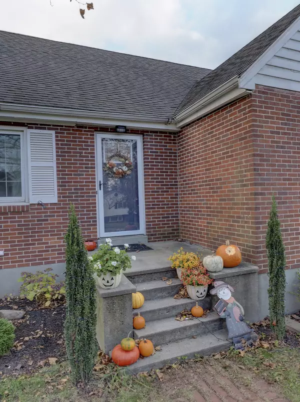 Wallingford, CT 06492,341 Long Hill Road