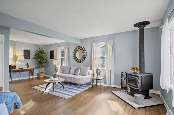 Southington, CT 06489,186 Pondview Drive