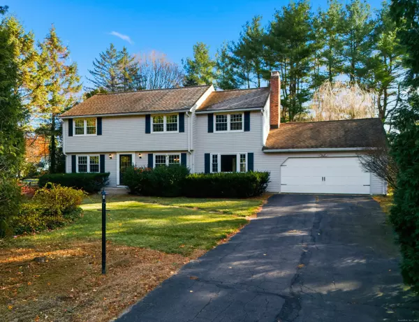 2 North Drive, Simsbury, CT 06070