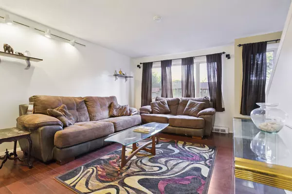 Hamden, CT 06514,122 Towne House Road #122