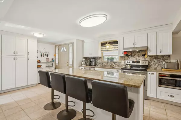 Bristol, CT 06010,83 Meadowbrook Drive