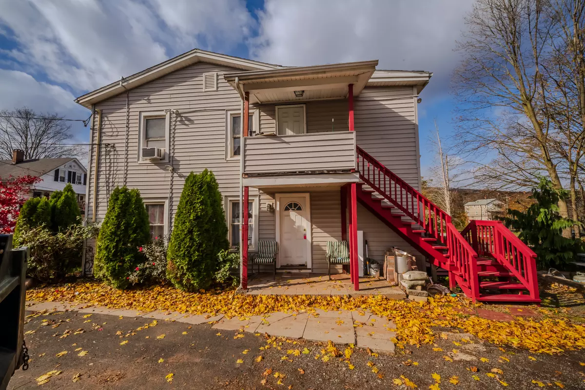 Meriden, CT 06451,165 Foster Street