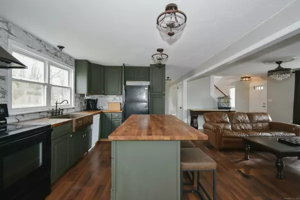 Cromwell, CT 06416,124 Coles Road