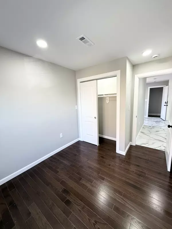 New Haven, CT 06511,41 Howe Street #2