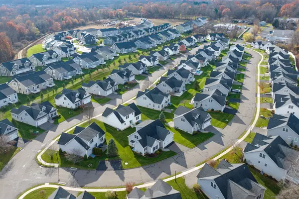 Southington, CT 06479,74 Brookview Place #74