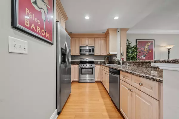 Southbury, CT 06488,101 Church Road #3