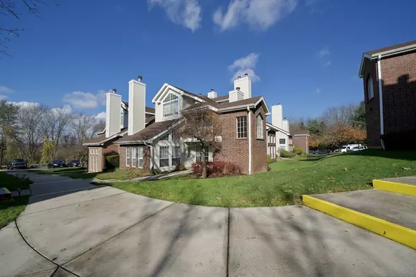 Middletown, CT 06457,130 Carriage Crossing Lane #130