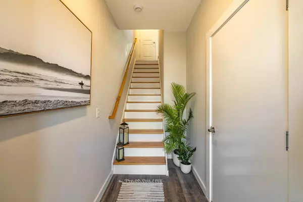 East Lyme, CT 06357,94 North Bridebrook Road #310