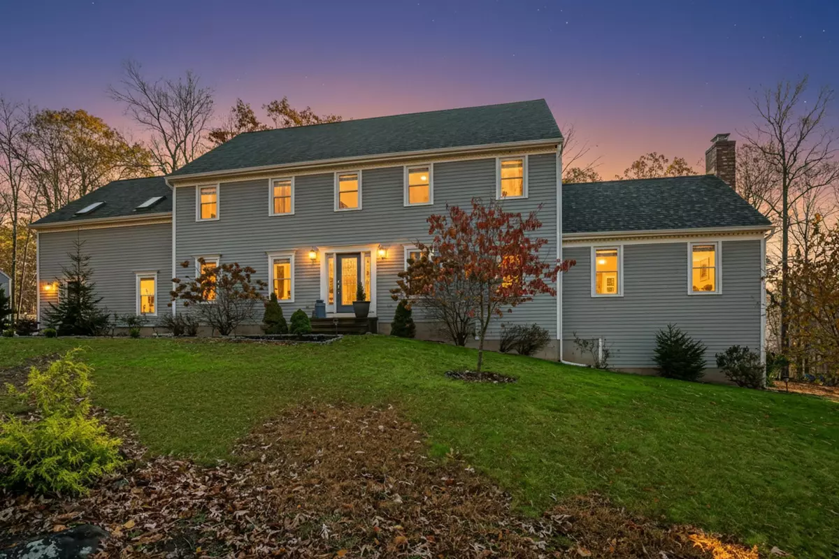 Southbury, CT 06488,184 Cooper Hill Road