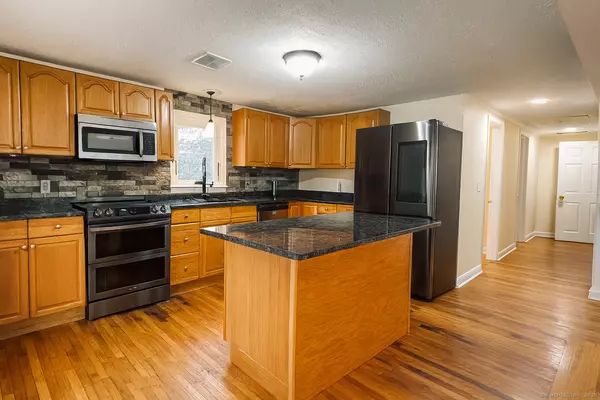 Norwich, CT 06360,351 Harland Road