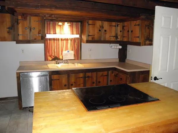 Plainfield, CT 06354,29 Union Street