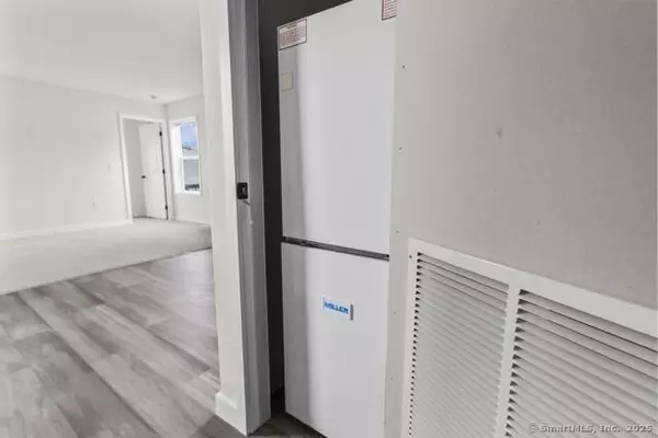 Newtown, CT 06470,55 Sugar Street #33