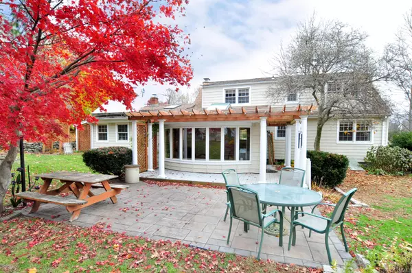 East Granby, CT 06026,7 Peppercorn Lane