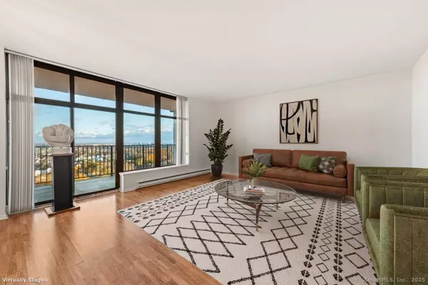 Bridgeport, CT 06604,3200 Park Avenue #11E2