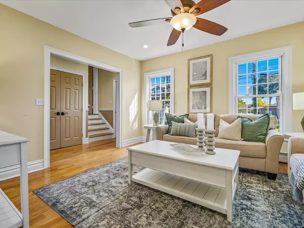 Stratford, CT 06614,217 Huntington Road