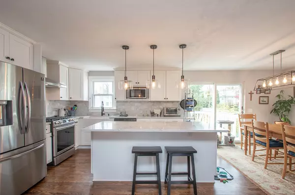 Fairfield, CT 06824,425 Judd Street