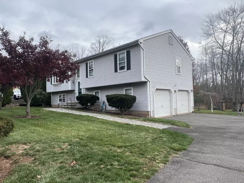 609 Ives Row, Cheshire, CT 06410