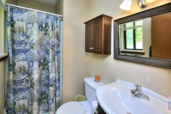 Shelton, CT 06484,223 River Road