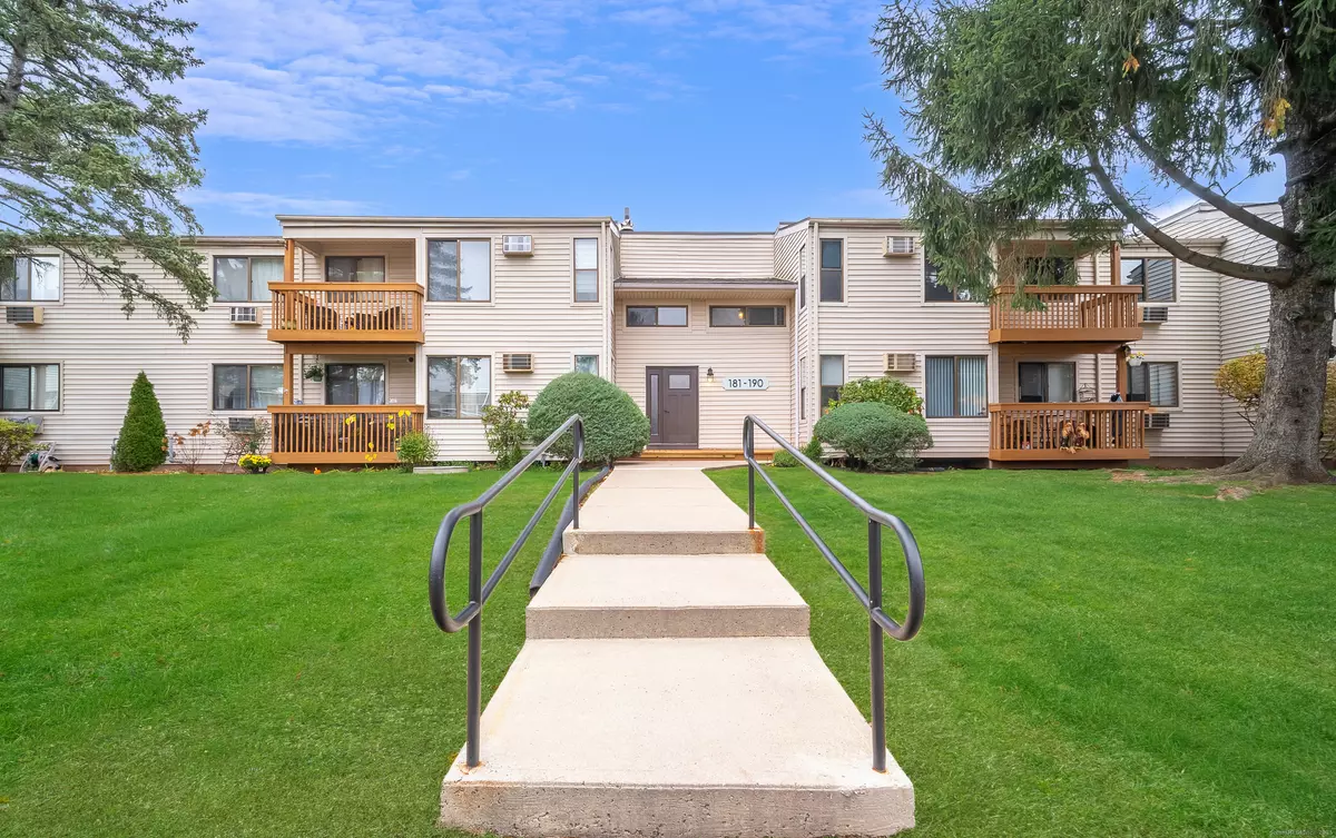 Cromwell, CT 06416,188 Woodland Drive #188