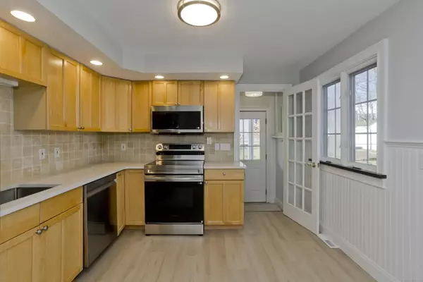 Windsor Locks, CT 06096,255 Reed Avenue