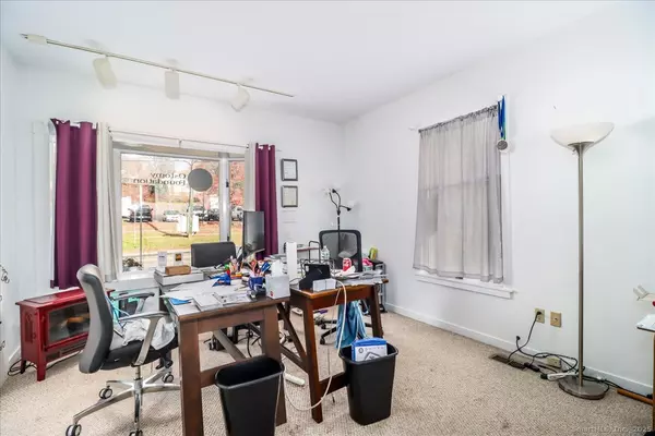 New Milford, CT 06776,14 Elm Street