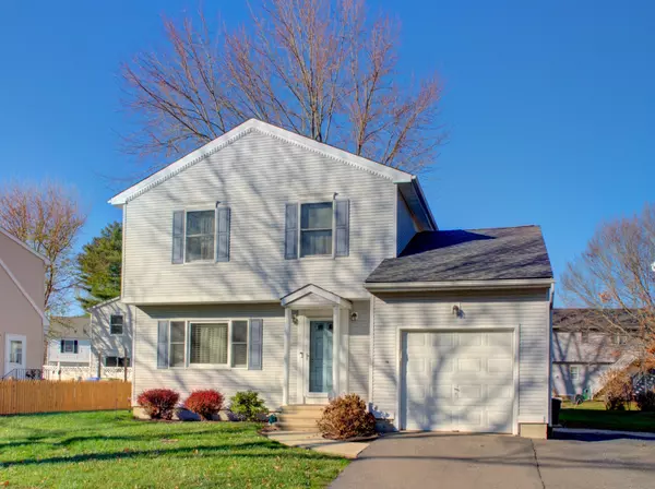 43 Kingsbury Lane, Glastonbury, CT 06033